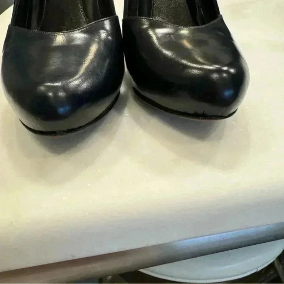 Fendi leather and suede midnight navy pumps/ heels excellent! Sz EU 36 U… - Picture 8 of 12
